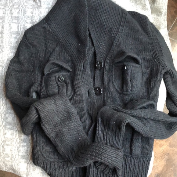 Sweater - Picture 8 of 8